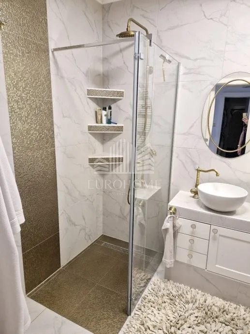 penthouse, vrbani, prvi red uz jezero, četverosoban + garaža - slika 5