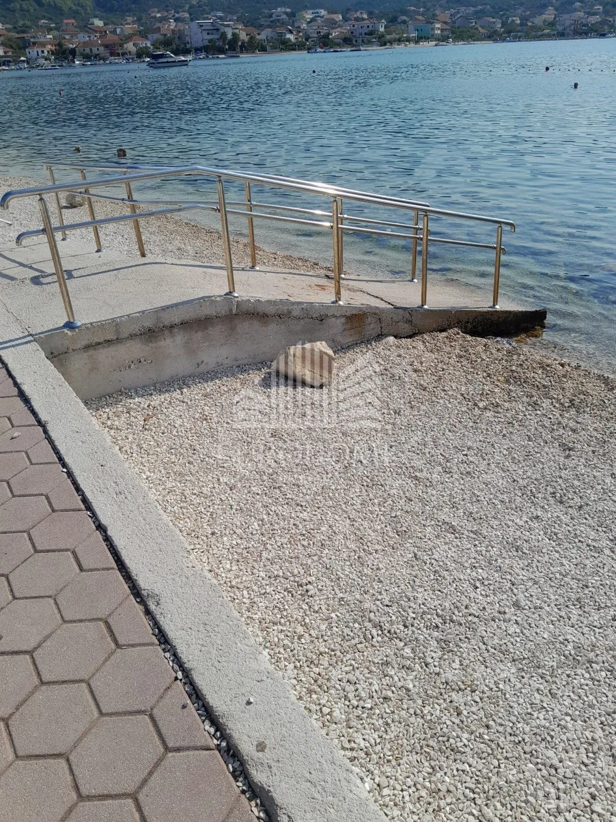 vinišće- građevinsko zemljište, 483m2 - slika 7