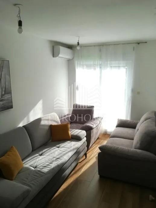 divan 4s stan 80m2 + vpm/terasa, kraj/pašman - slika 4