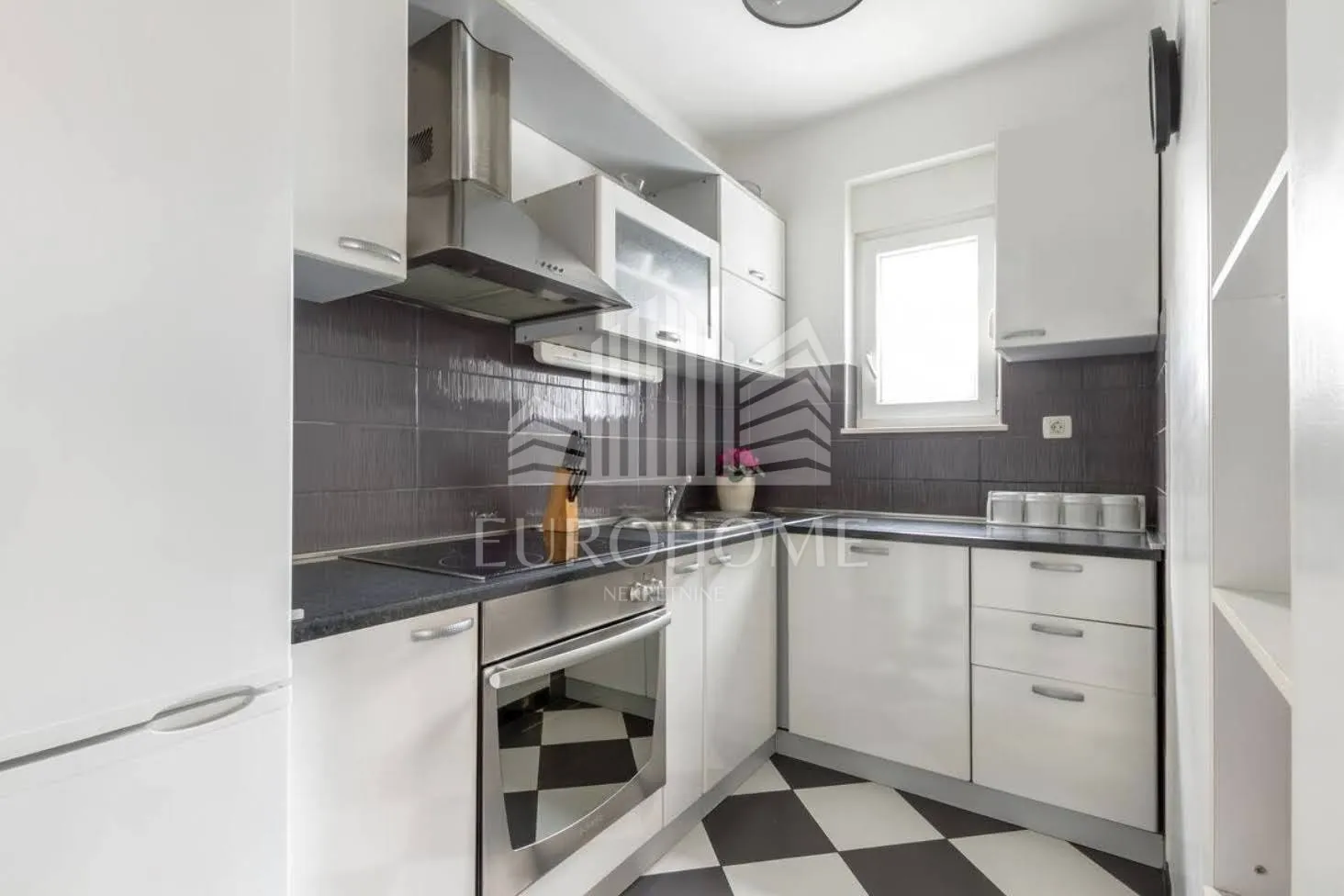 split, marjan, dvosoban stan za dugoročan najam, 85m2 - slika 11