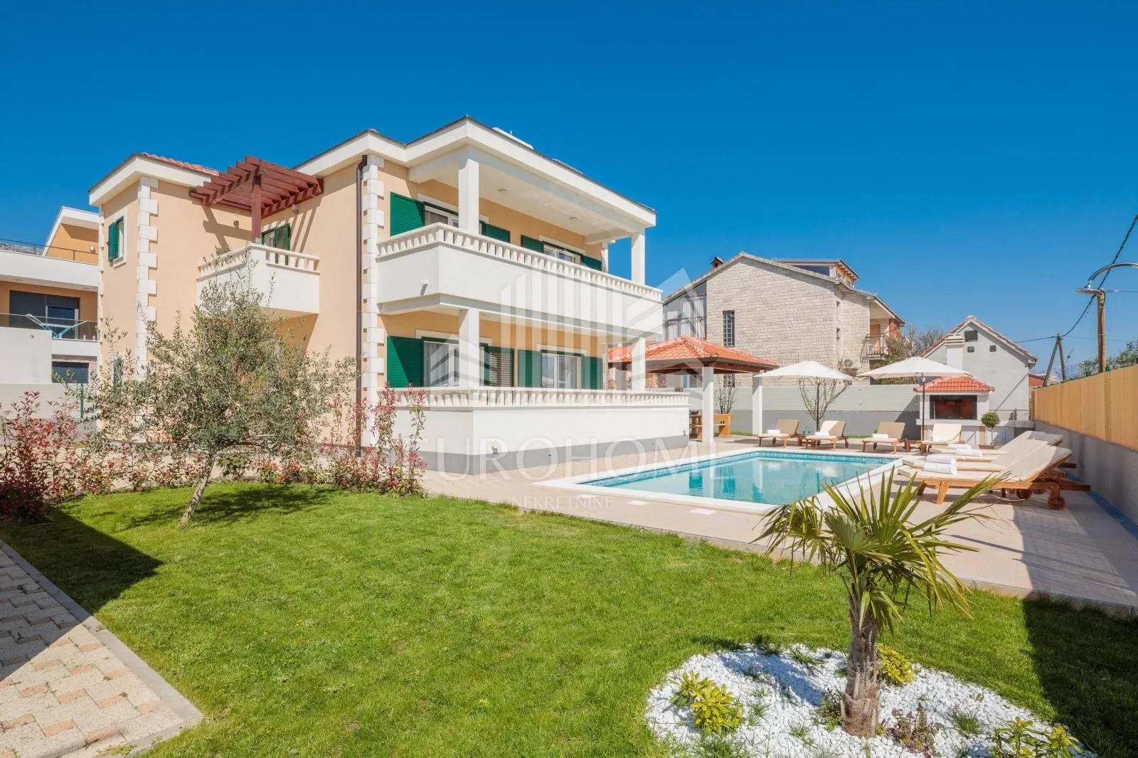 split- kaštela - villa for rent until 1.5.2026 and after 1.10.2026 - slika 3