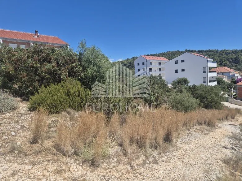 trogir, građevinsko zemljište na čiovu, 770 m² s pogledom - slika 3