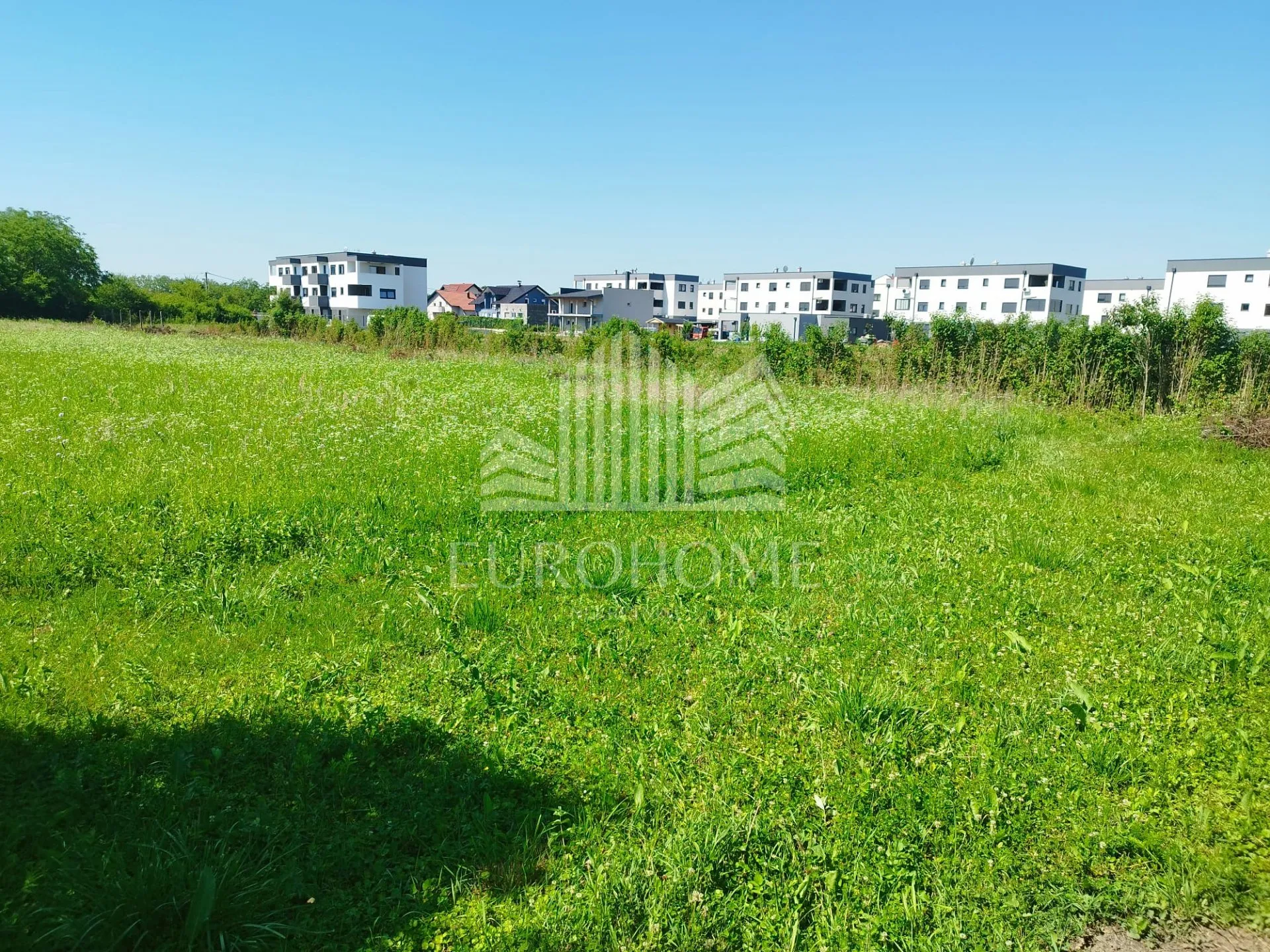 atraktivno građevinsko zemljište, velika mlaka, 2000m2 - slika 3