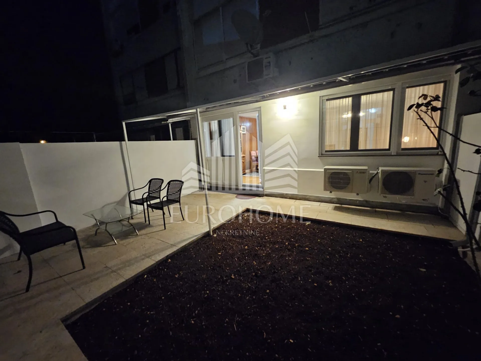 bulevar, dvosoban stan+pm, dugoročni najam - slika 5