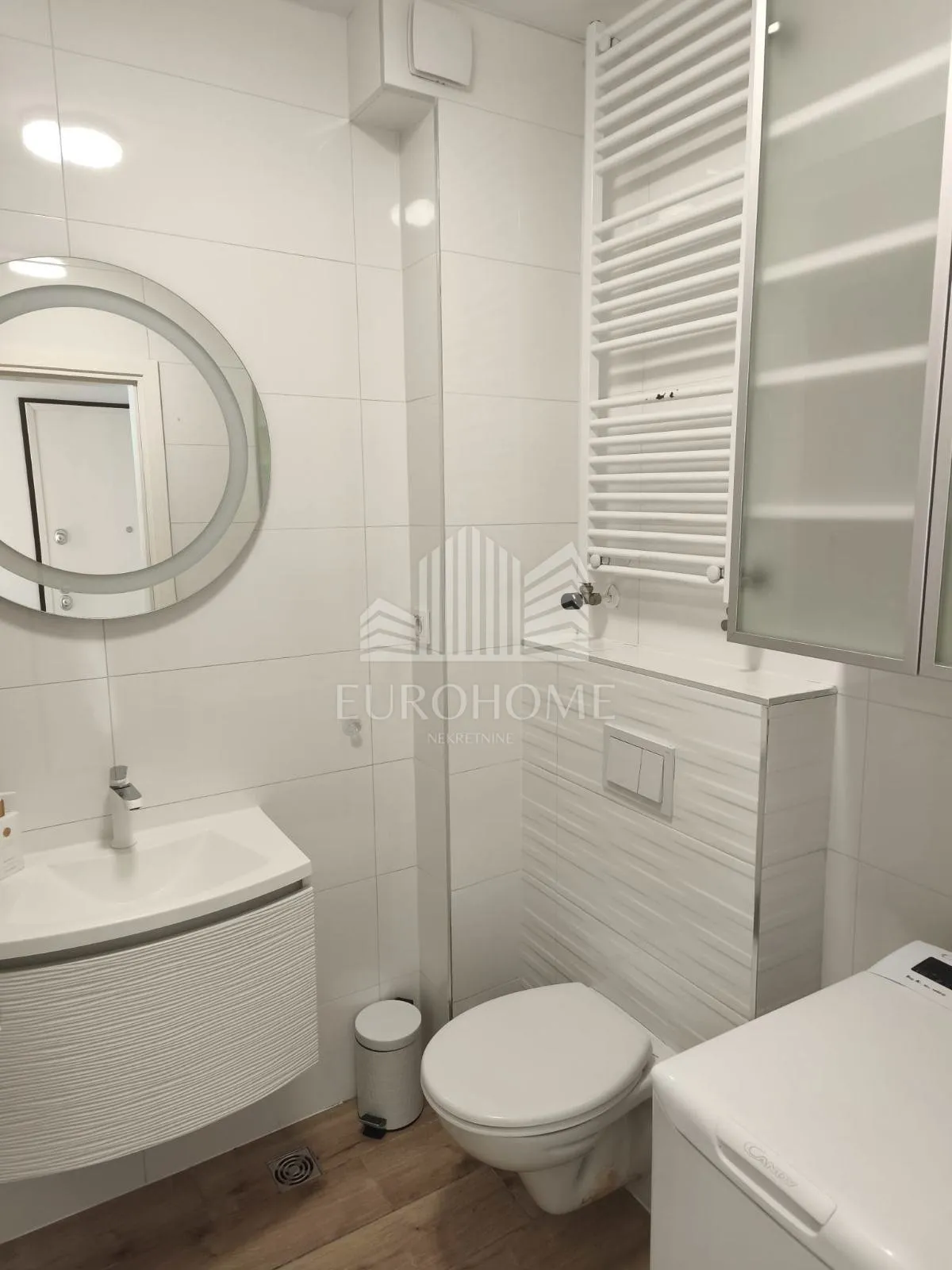 prvi najam 3-sobni stan 49 m², novogradnja, balkon i parking - slika 12