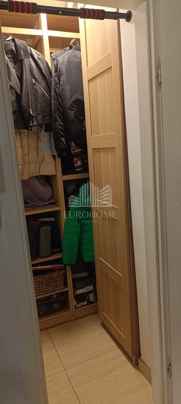 moderan 3-soban stan za najam u trnskom 60 m² - slika 6