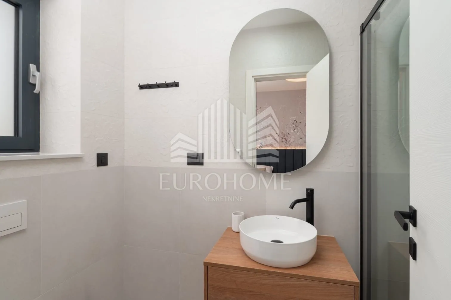 split, podstrana, urbana villa 300m od mora - slika 22