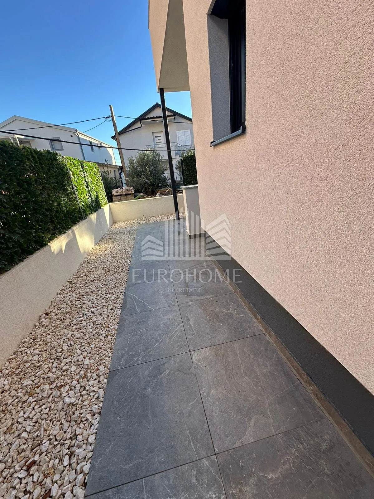 šibenik-vodice luksuzan kompletno namješten stan142.418m2 - slika 22