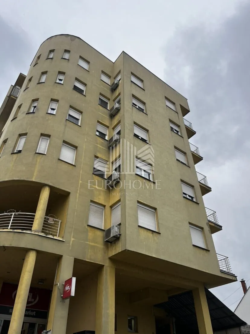 retfala, namješten trosoban stan, lift, garaža, 125m2 - slika 30
