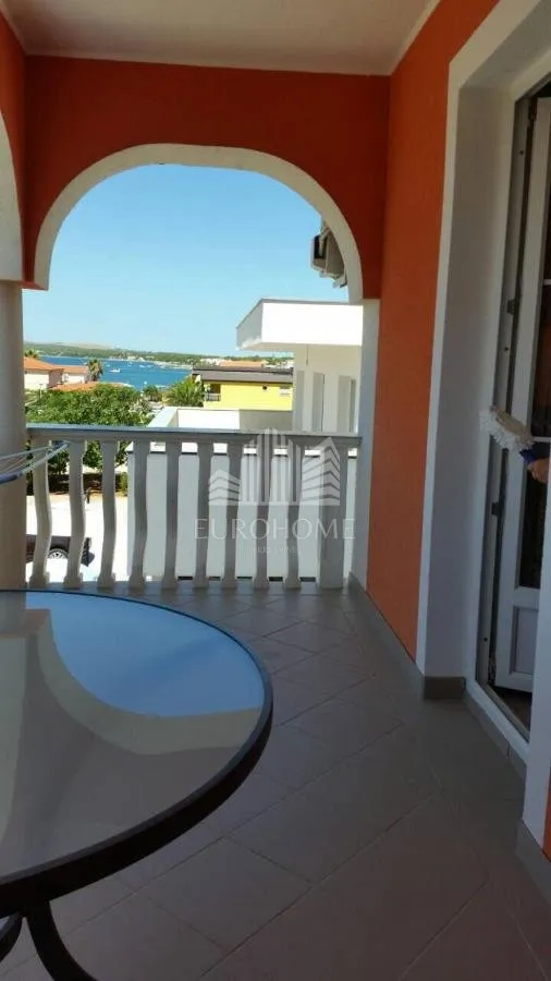 vir, uređena kuća sa 6 apartmana, 390m2 - slika 21