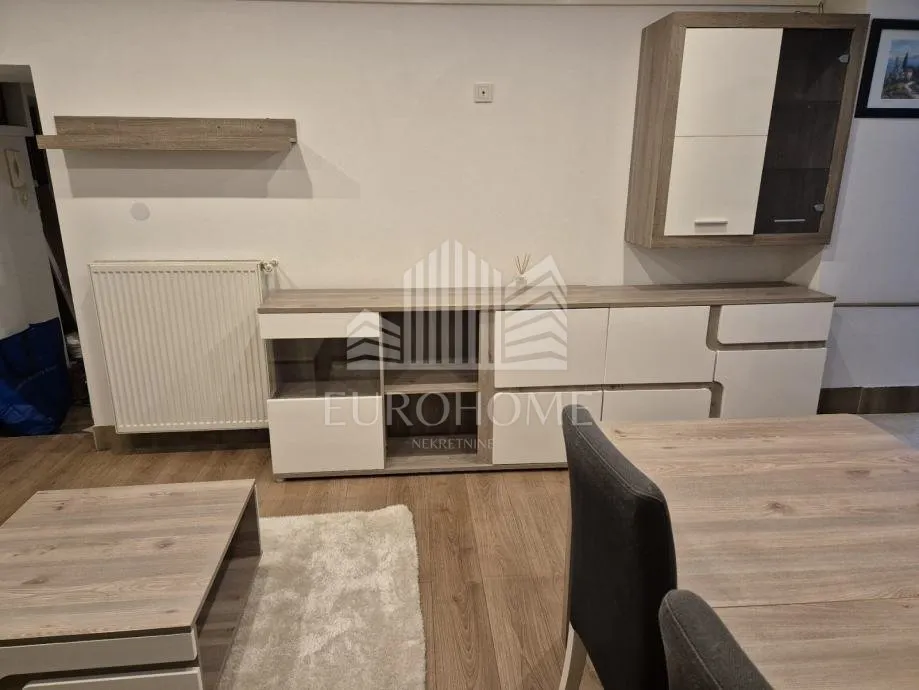 prilika! donji grad – na top lokaciji u centru grada 2500€/m2 - slika 3