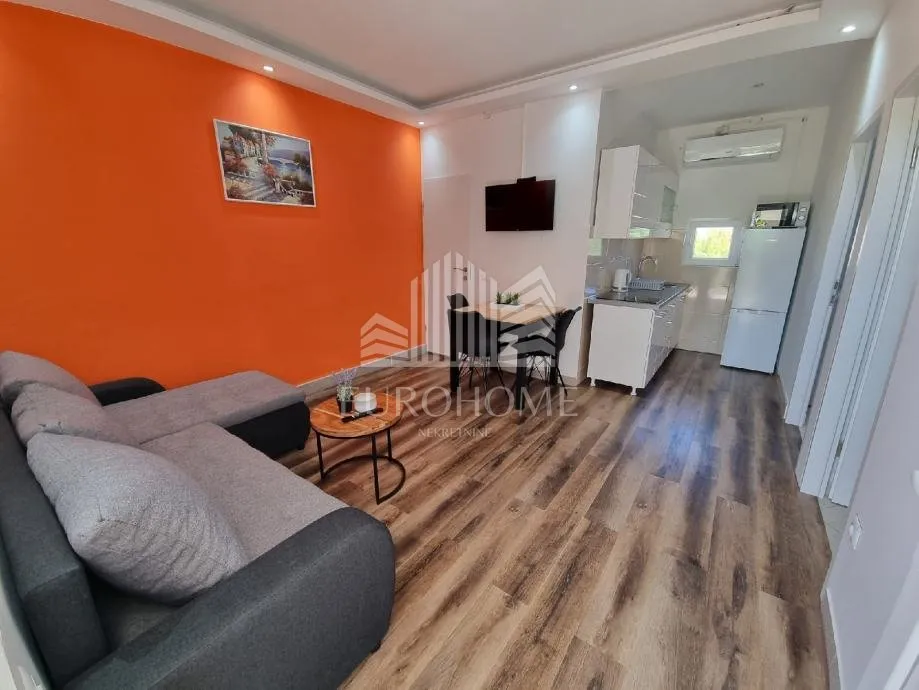 vir, kompletno renovirana kuća s 5 apartmana - slika 2