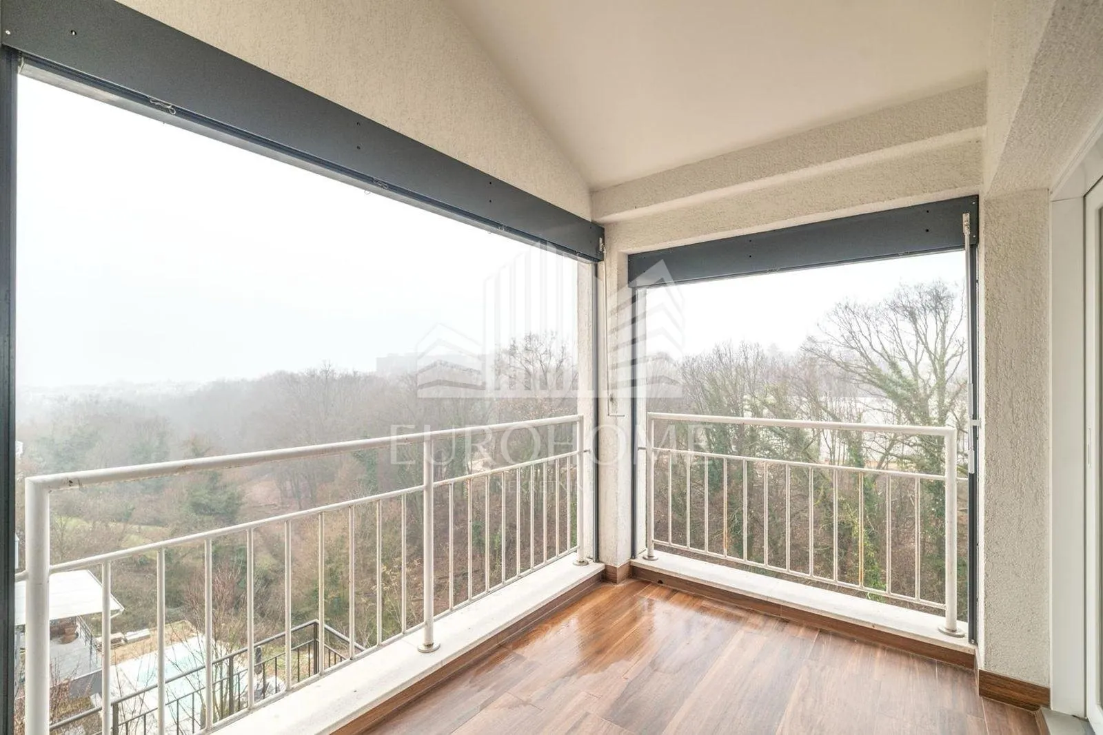 ekskluzivan dvoetažni penthouse 215 m2 srebrnjak - slika 11