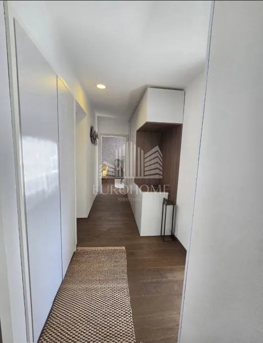 osijek, donji grad - četverosoban stan, 95 m², potpuno namješten i opremljen - slika 16