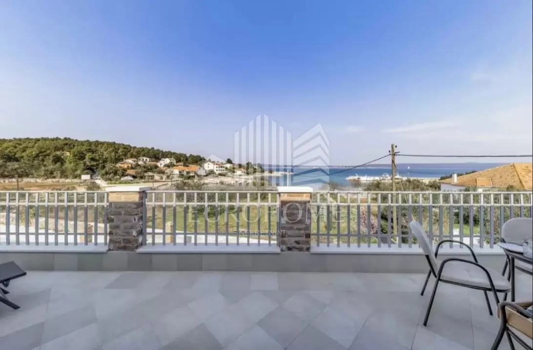 ždrelac, dalmatinska vila s bazenom, prvi red uz more - slika 25