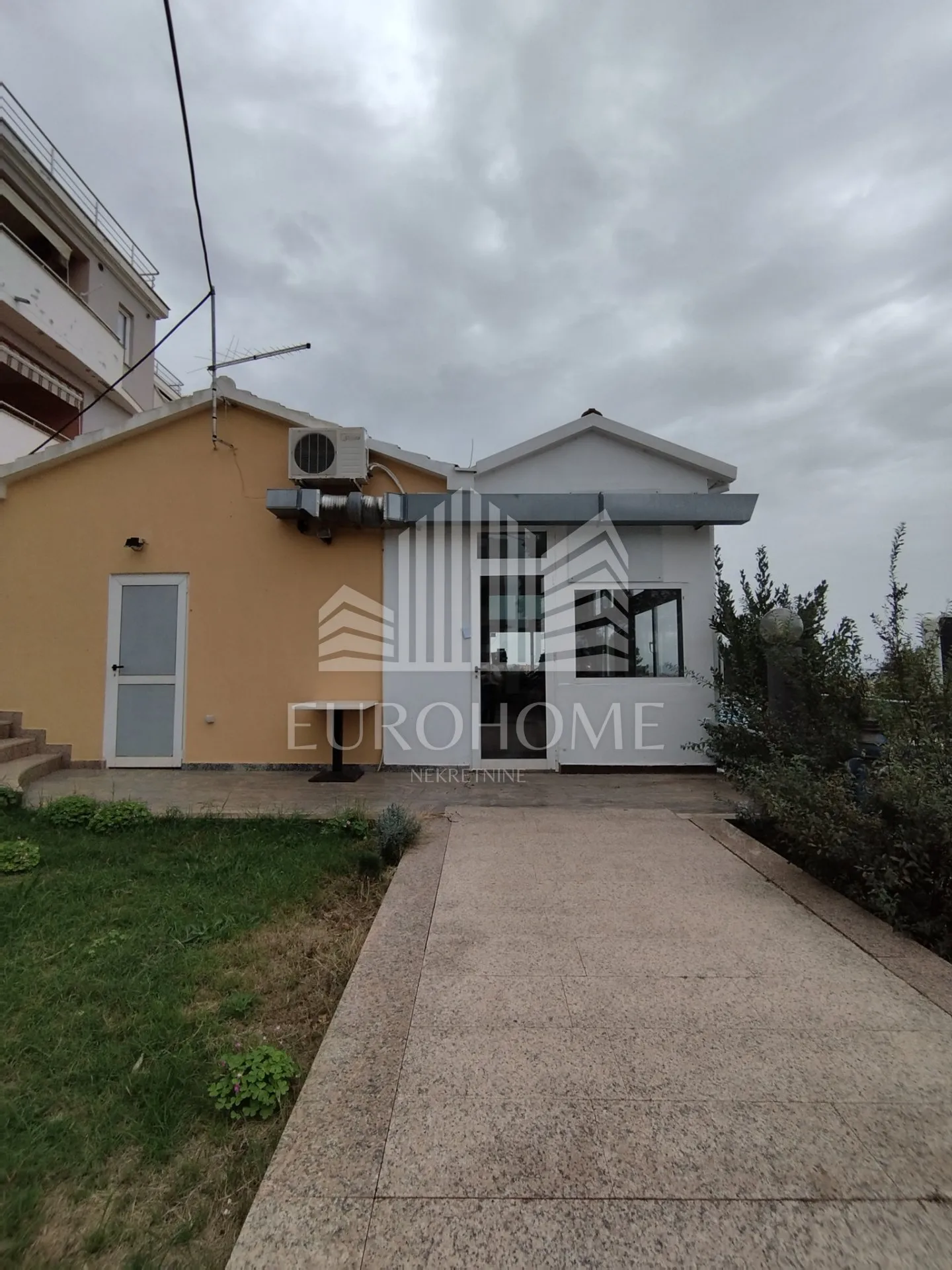prilika za investitore!restoran+400m2 terase s pogledom na more! - slika 3