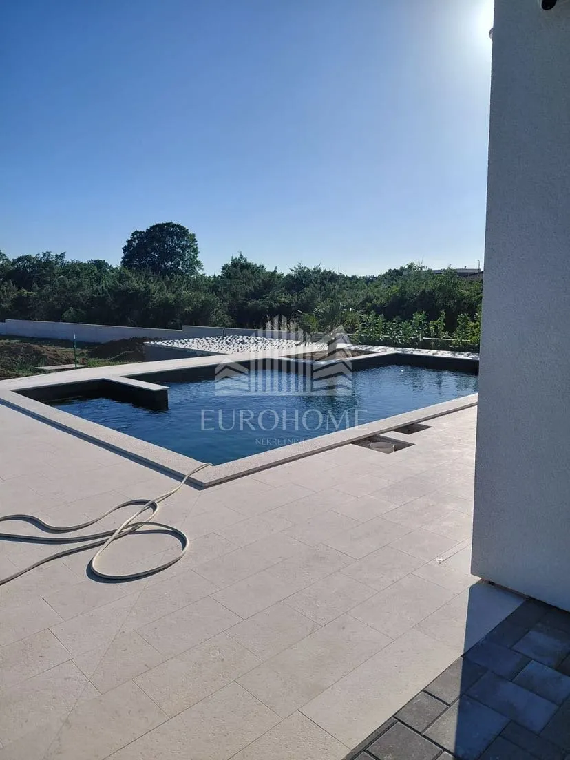 zadar, briševo, moderna villa s bazenom za najam - slika 4