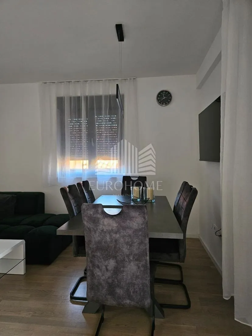 zadar- dugoročan najam dvosobnog stana, petrići, 70m2 - slika 8