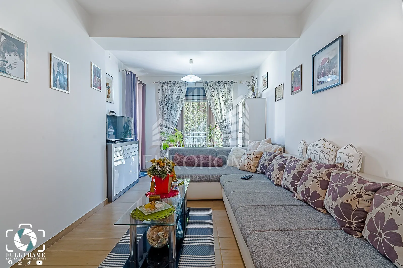 kuća na tri etaže 250m2, ravnice - slika 1