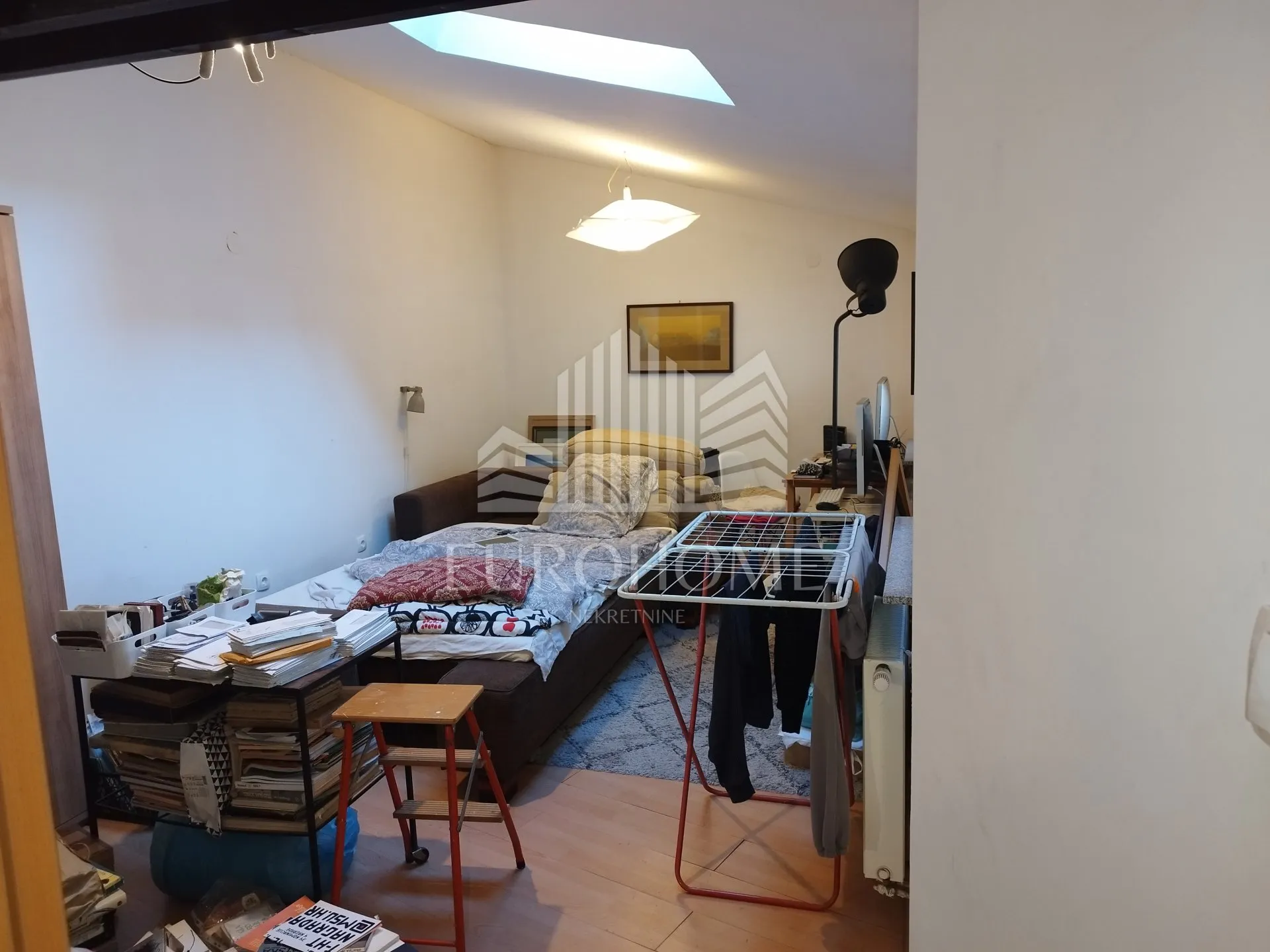 stan 35m2, veliki podrumski prostor75m2 u novoj vesi(medveščak) - slika 3