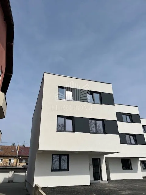 osijek, novogradnja, uske njive, 2800€ - slika 32