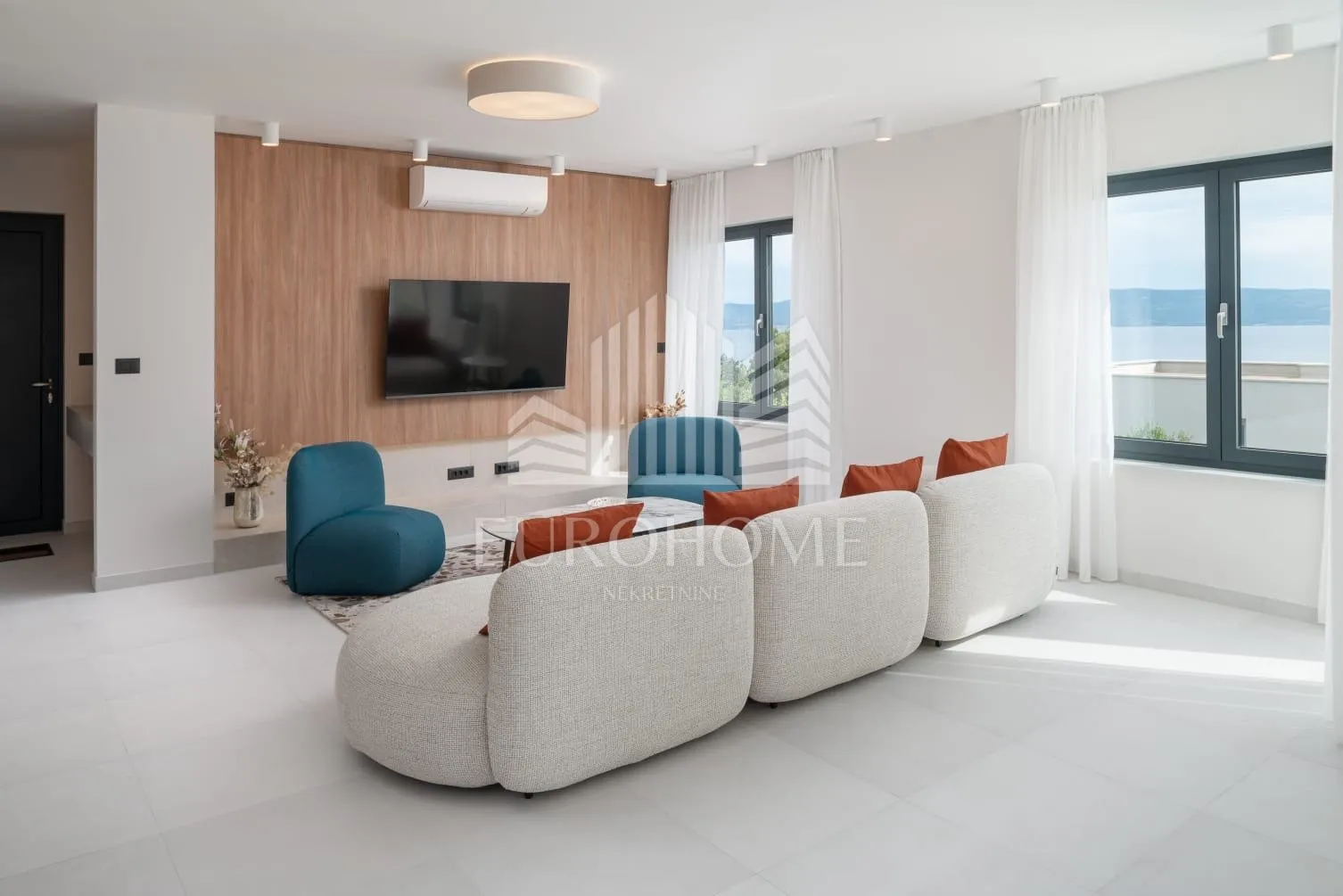 split, podstrana, urbana villa 300m od mora - slika 8