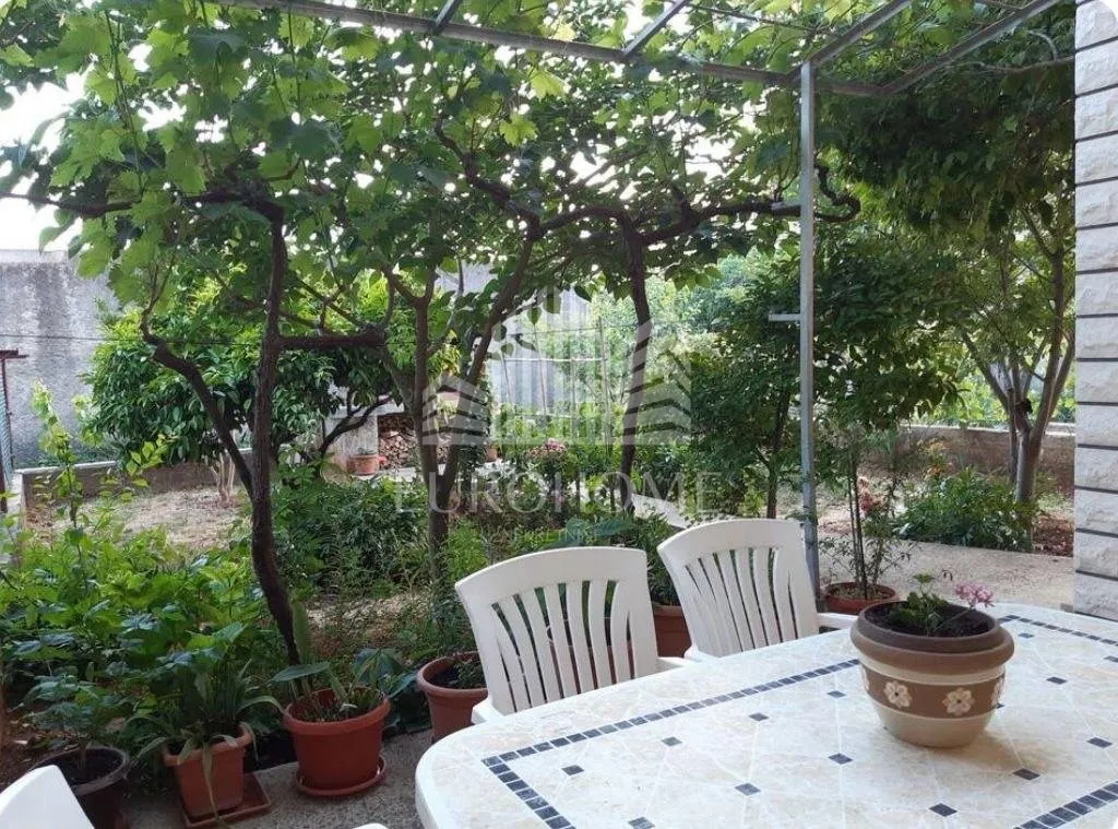 zadar- smiljevac- kuća, 186m2, 1930€/m2 - slika 10