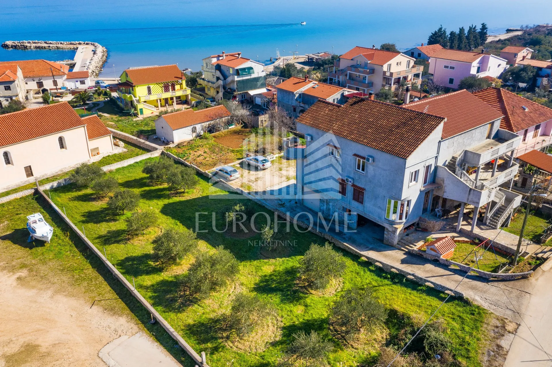 Pašman-Dobropoljana Građevnsko zemljište+Firma 50m od mora - Dobropoljana, Pašman