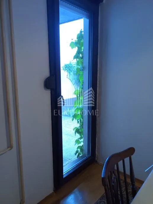 dvosoban stan 58m2, kromosovo naselje, velika gorica - slika 8