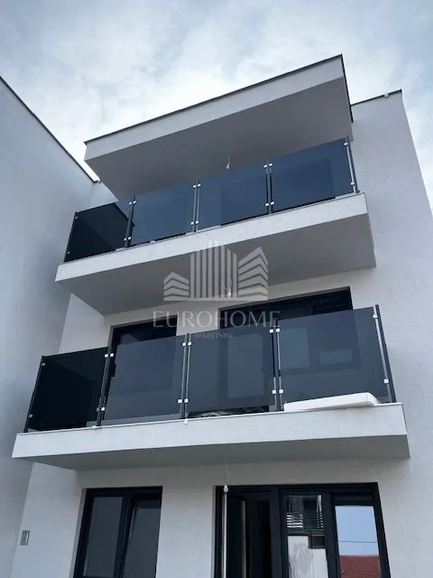 osijek, novogradnja, uske njive, 2800€ - slika 30