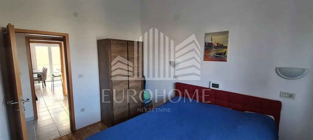 pakoštane, stan 62 m2 sa balkonom +2 parkirna mjestam +ostava 25m2 - slika 12