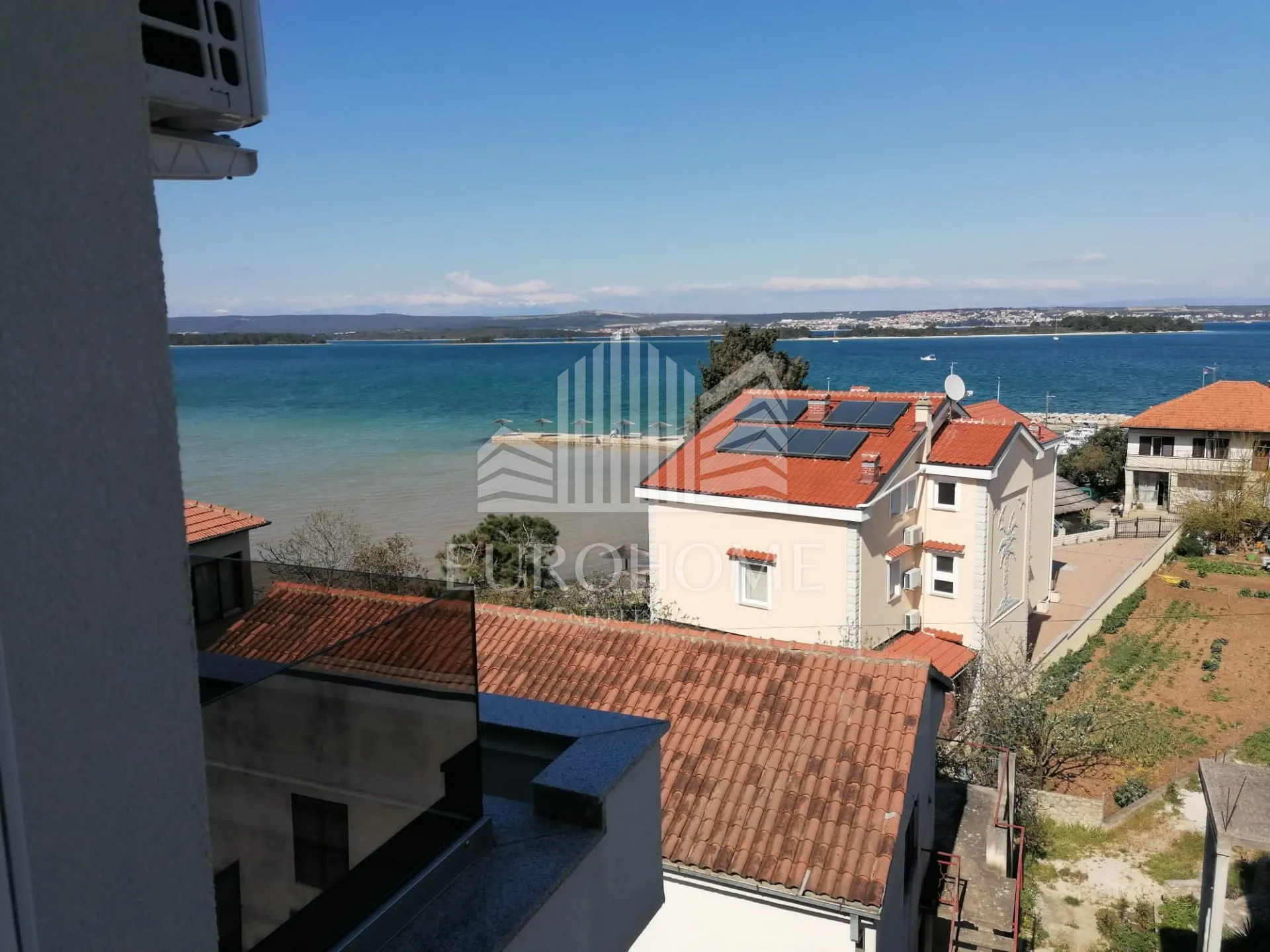 divan 4s stan 80m2 + vpm/terasa, kraj/pašman - slika 18