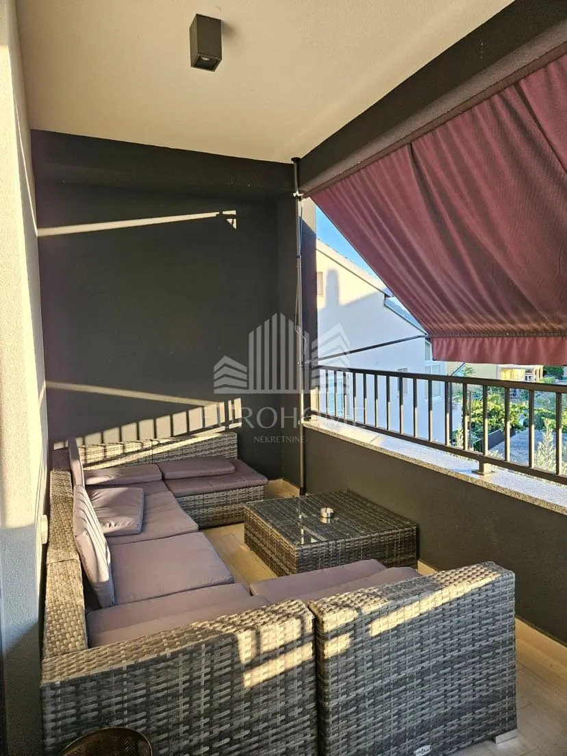 zadar- dugoročan najam dvosobnog stana, petrići, 70m2 - slika 2