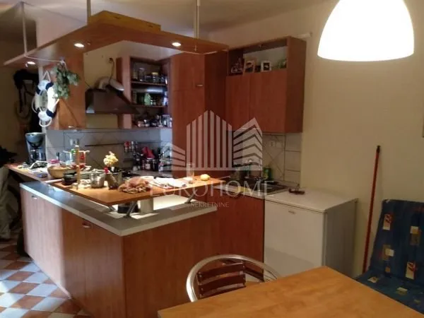 apartman prvi red do mora, pag - slika 7