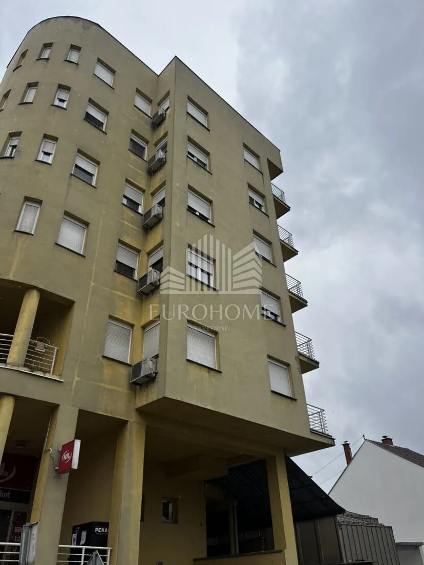retfala, namješten trosoban stan, lift, garaža, 125m2 - slika 33