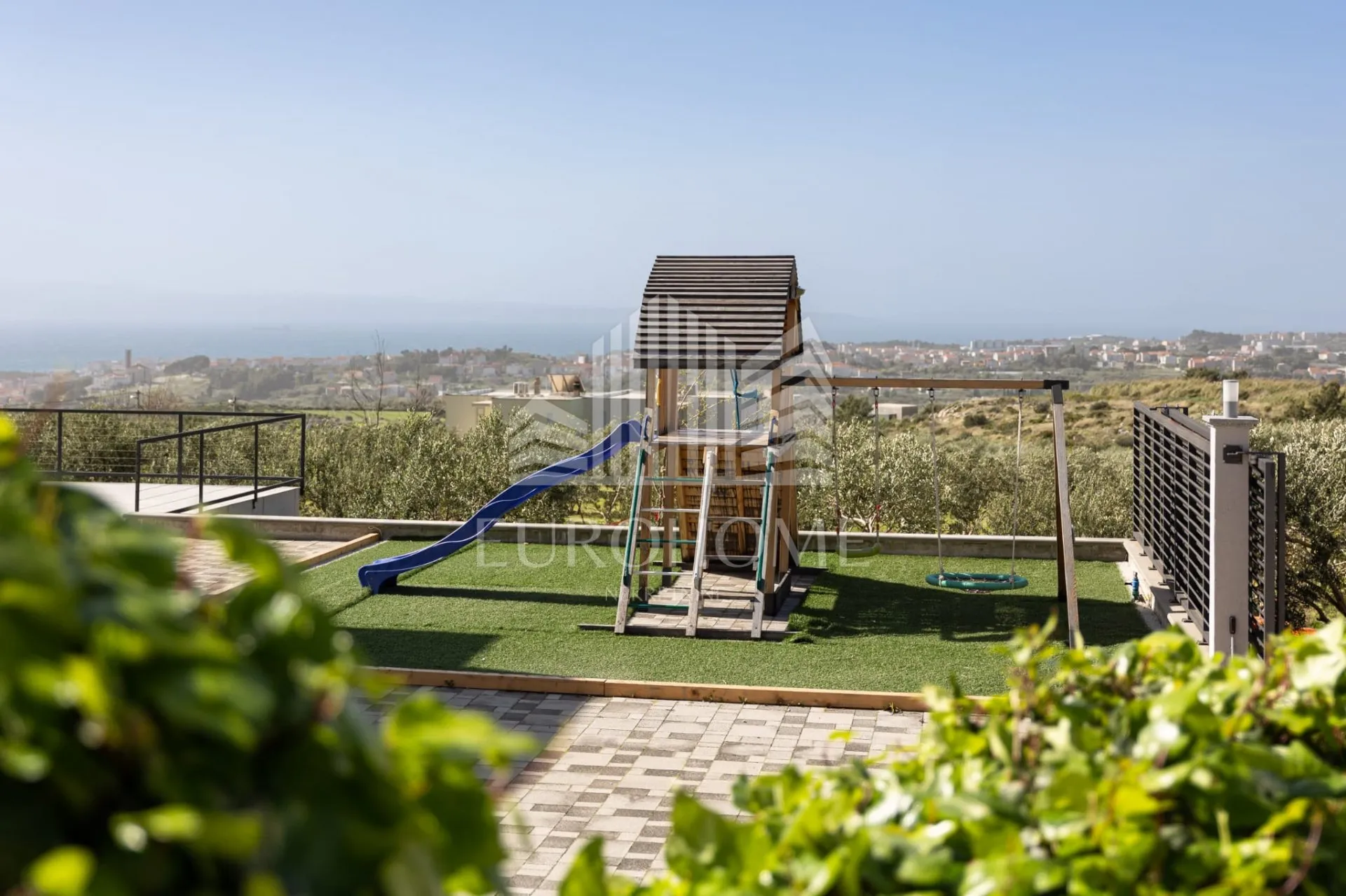 split, impresivna villa, 4 spavaće sobe, 195m2 - slika 17