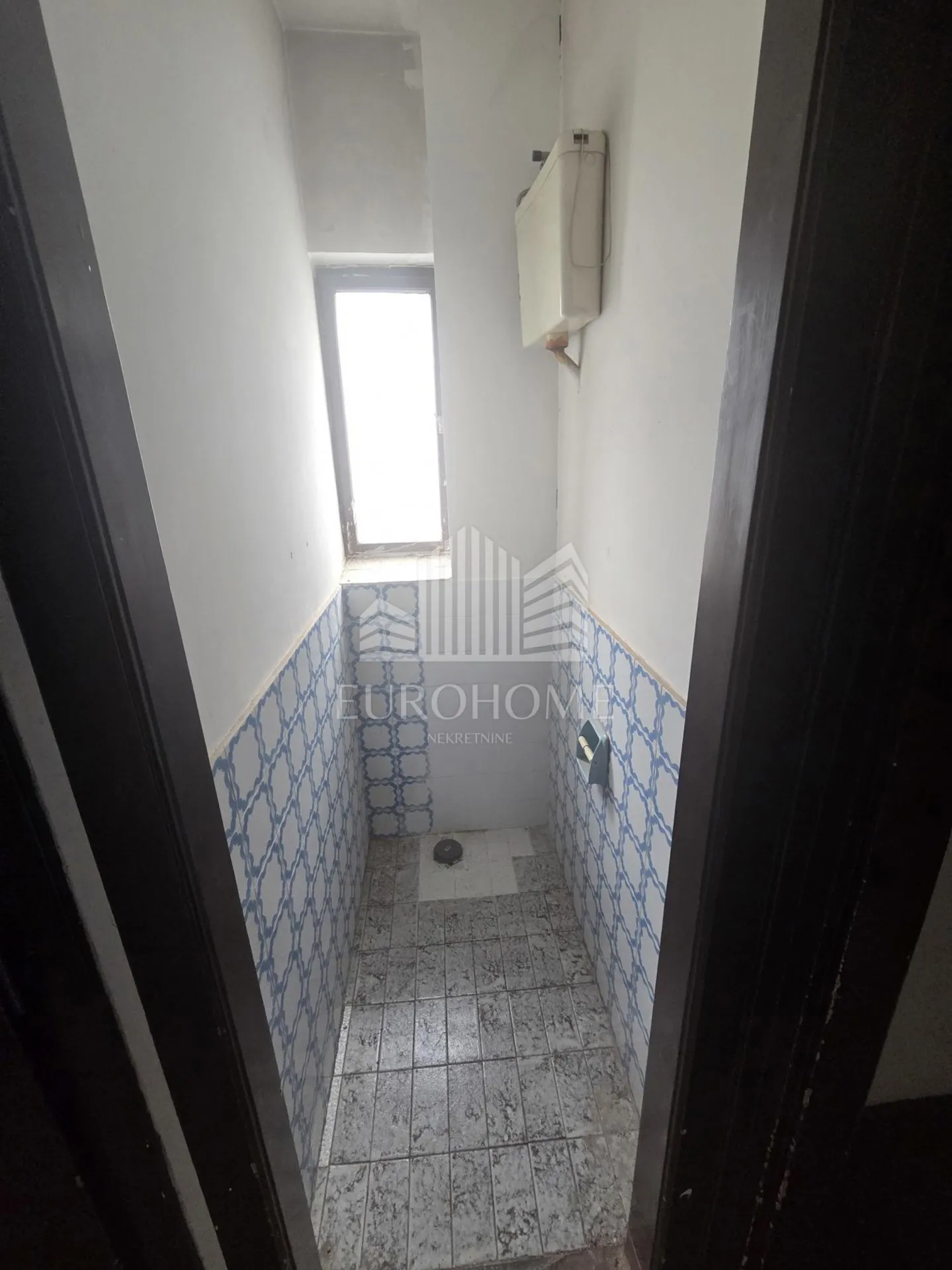 kvatrić, 3-soban stan za adaptaciju s velikim potencijalom - slika 6
