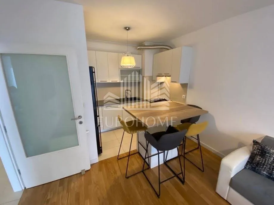 dvosoban stan 49 m² – savica, novija zgrada + parkirno mjesto - slika 5