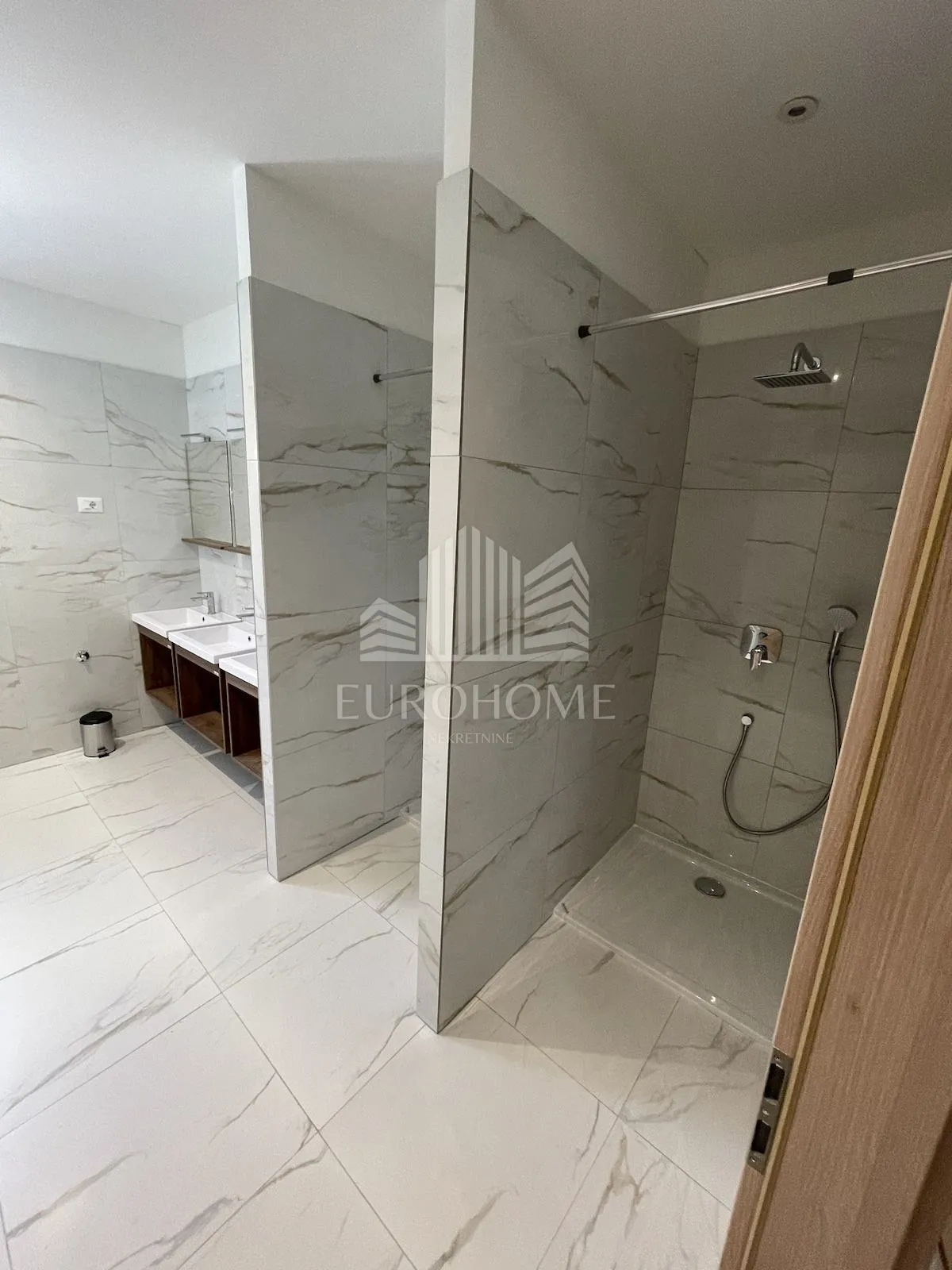 kastel gomilica, novi hostel, 7 soba smjestaj za radnike, 350m2 - slika 11