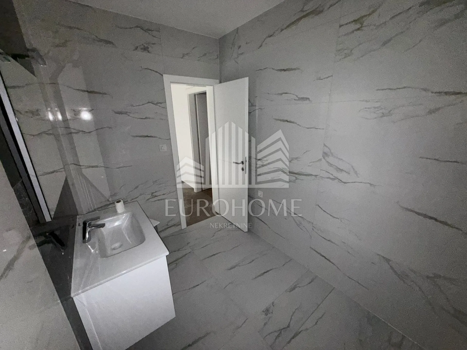 zaton, prekrasna kuća s bazenom (115 m2) + prostrana okućnica (250 m2) - slika 34