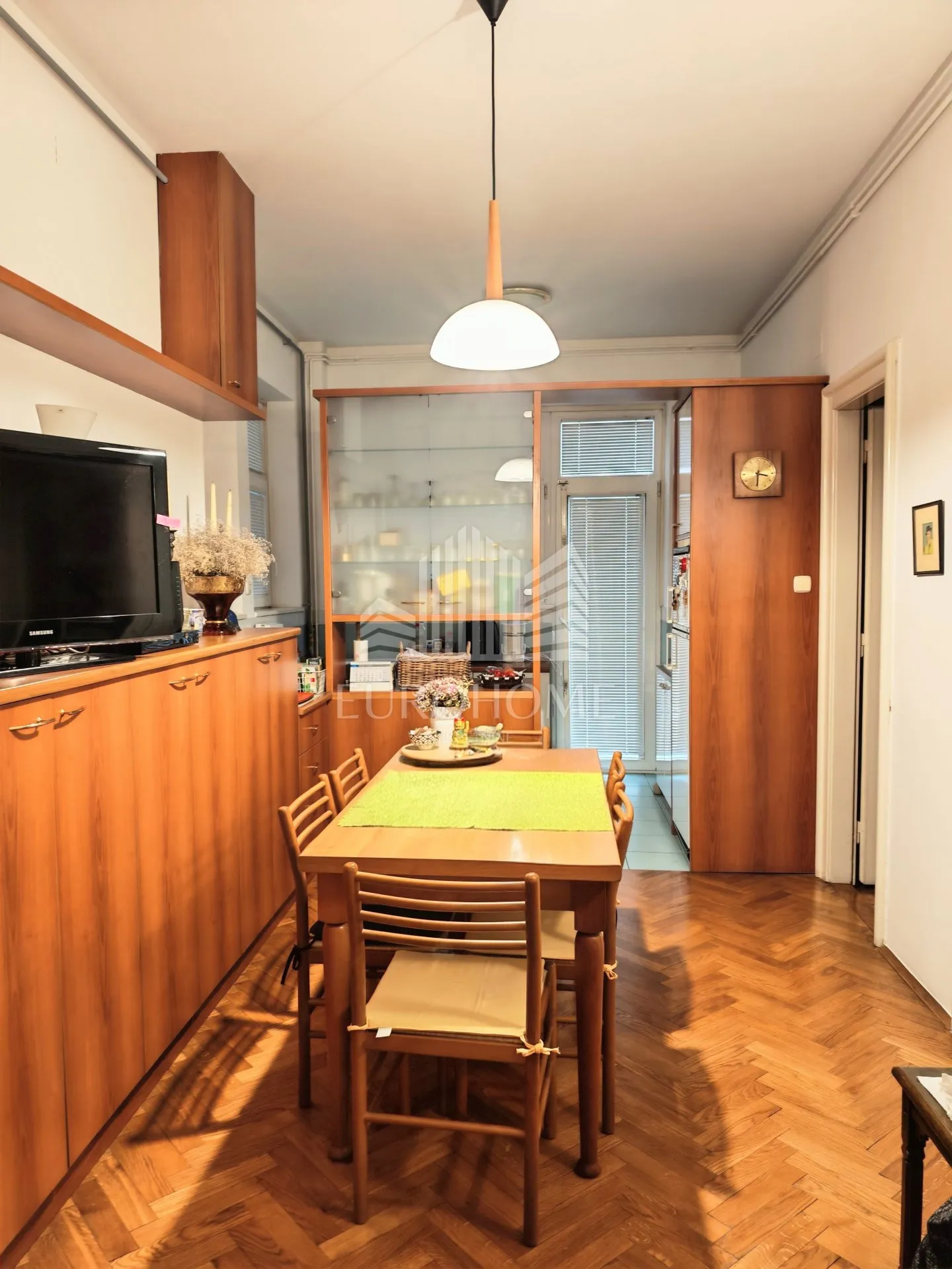 stan 165 m2 - centar - lift, ab kontrukcija, top lokacija - slika 17