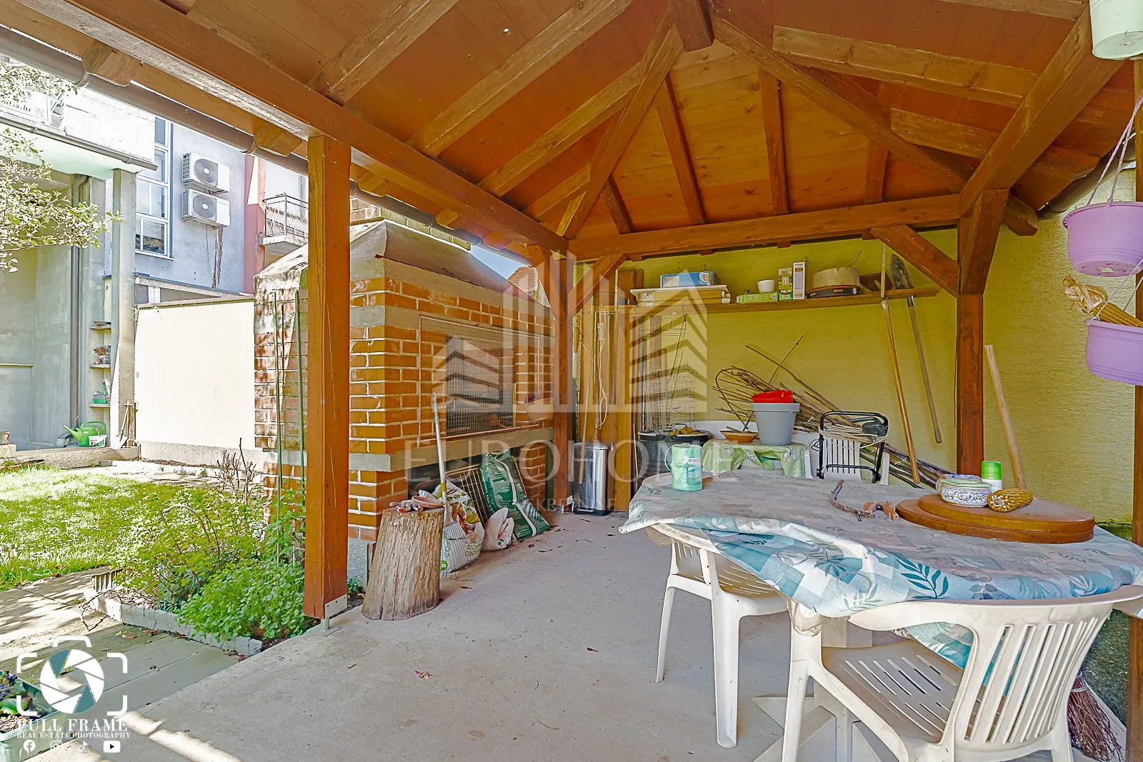 kuća na tri etaže 250m2, ravnice - slika 21
