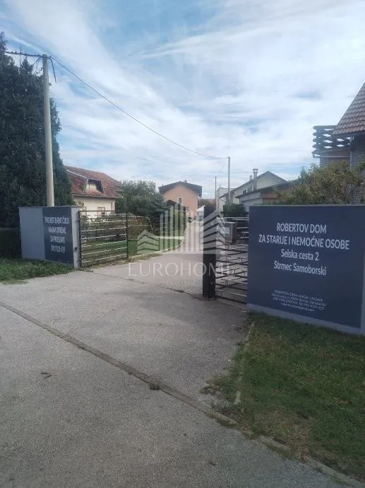 odlična prilika! kuća s poslovnim potencijalom i najmom 2037€/m2 - slika 17