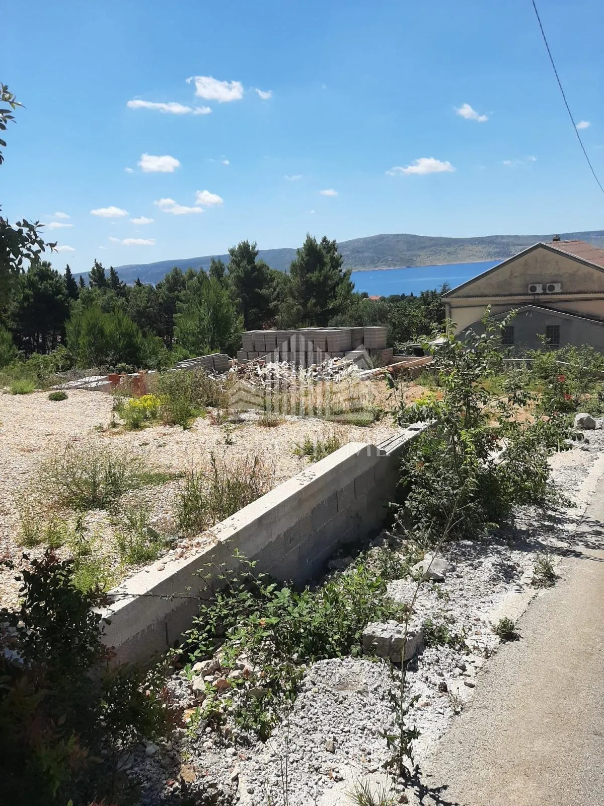 starigrad, građevinsko zemljište 750 m² s idejnim projektom za 6 stanova - slika 13