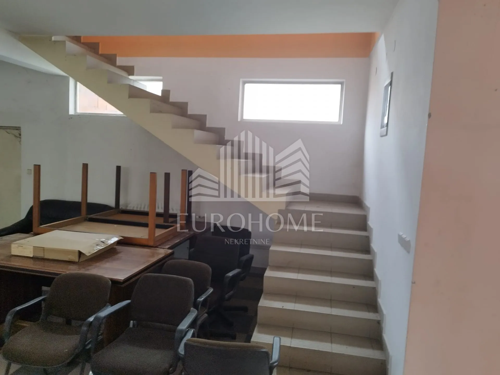 2 kuće, 500m2,1800 brp,zemljište 917 m2 -sesvete,prilika investitorima - slika 30