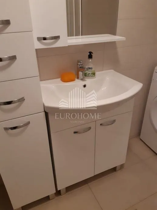 osijek, trosoban dvoetažni stan u centru, 68 m² - mirna dvorišna lokacija - slika 6
