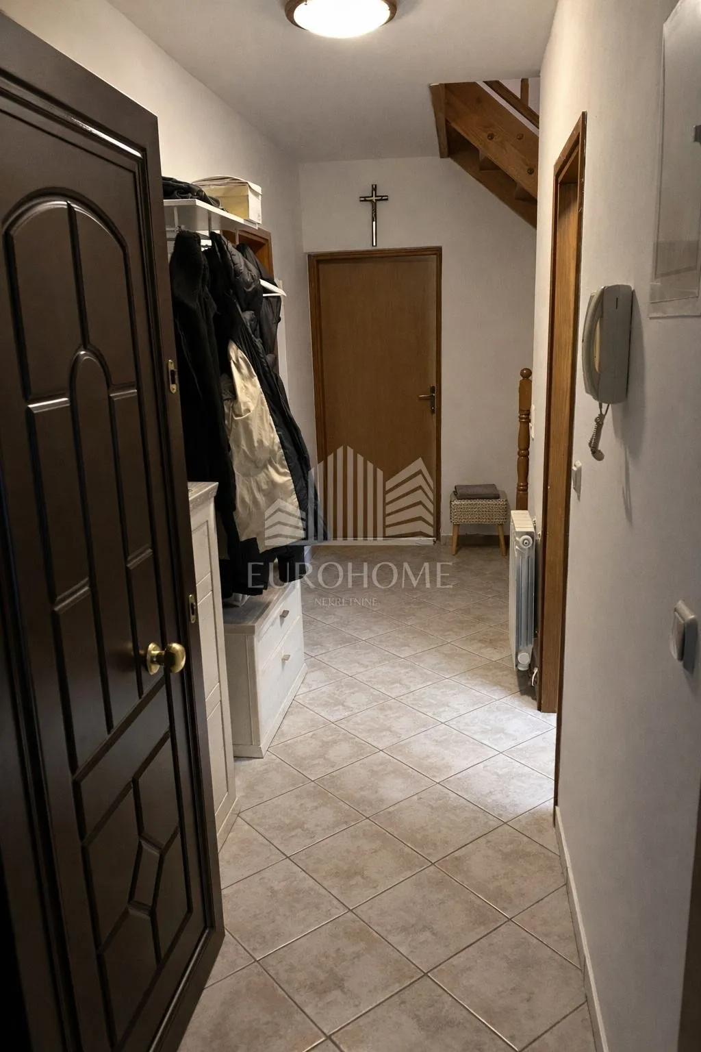5s dvoetažni stan 122m2, garaža, trešnjevka sjever - slika 6