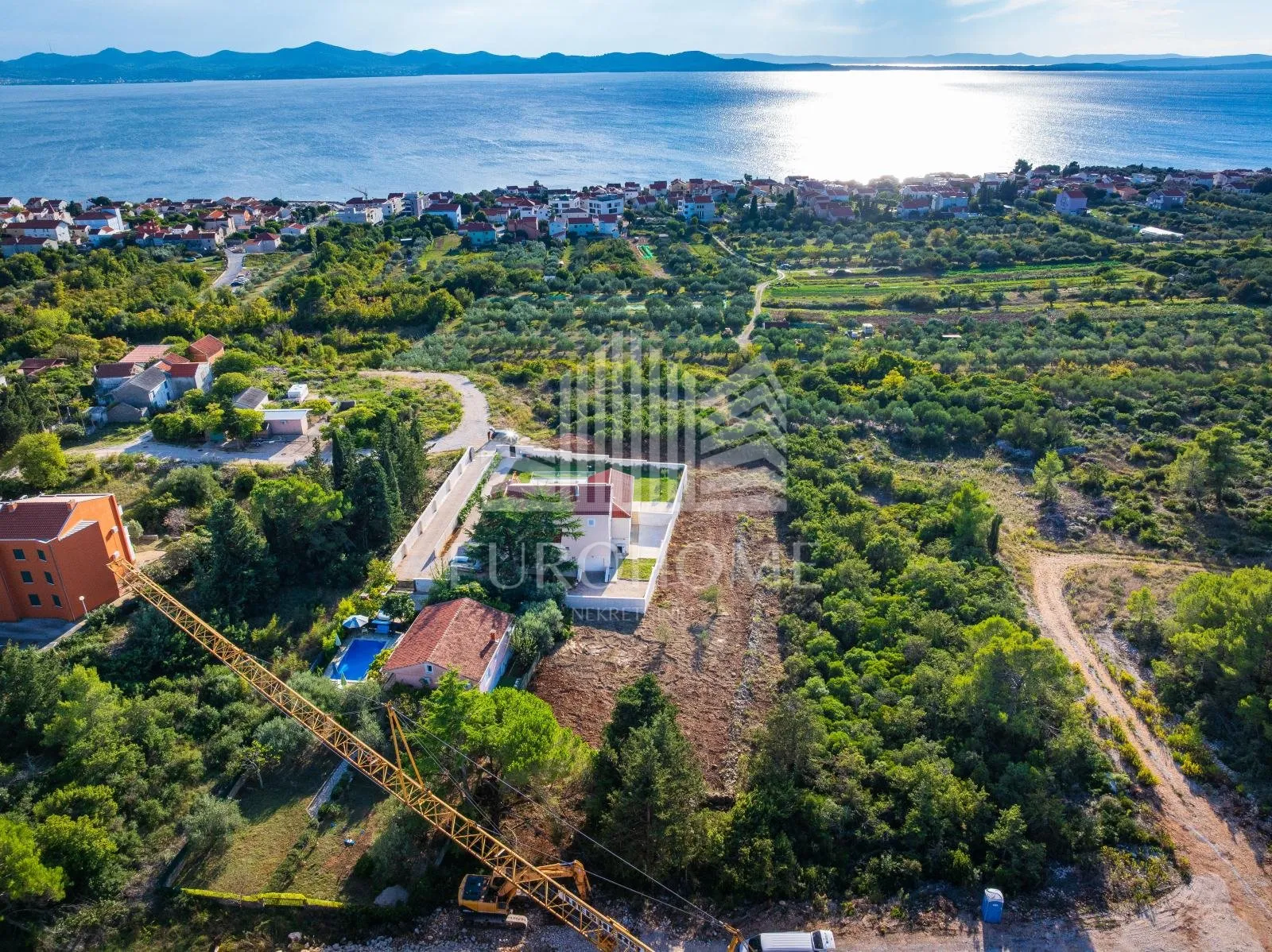 DIKLO, GRAĐEVINSKO ZEMLJIŠTE S POGLEDOM, 1257m2 - Diklo, Zadar