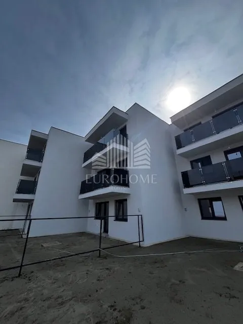 osijek, novogradnja, tri spavaće sobe, 80m2 - slika 21