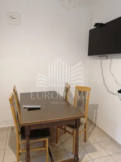 jukićeva(suteren) ,115m2,4s stan - slika 3